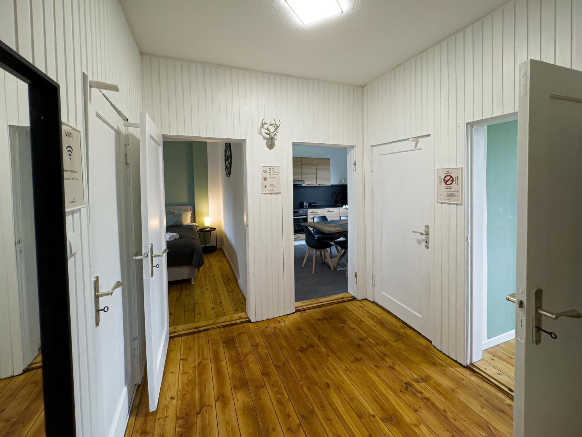 Immostay #7 -helle Mit Grossem Garten -4 Zimmer, Wifi & Free Parking Apartment Bremen