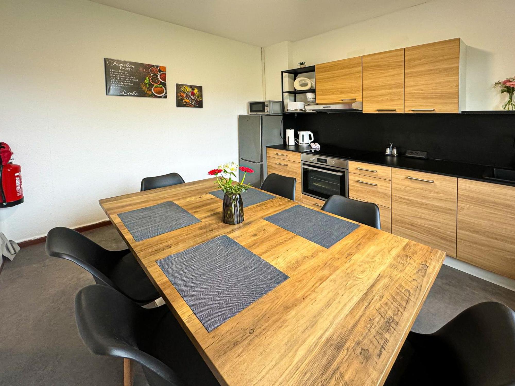 Apartment Immostay #7 -helle Mit Grossem Garten -4 Zimmer, Wifi & Free Parking *
